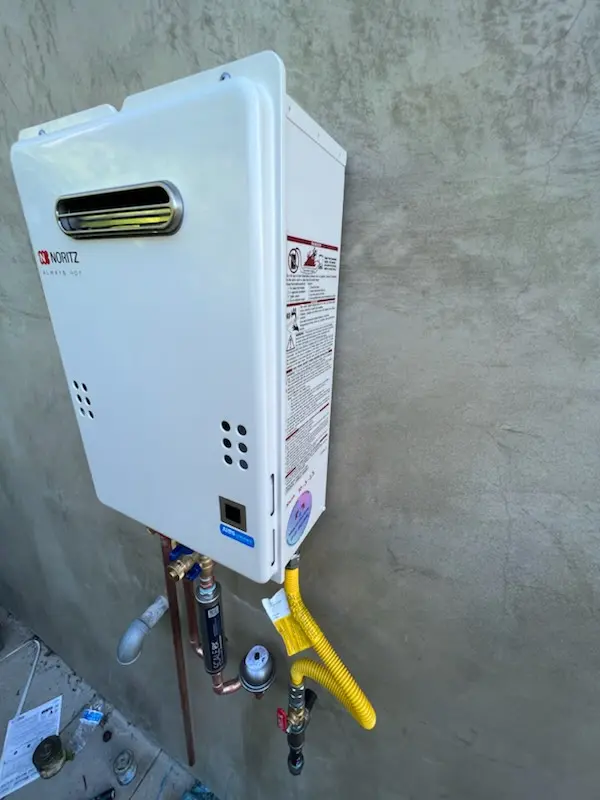 Tankless water heater installation for Rossmoor homes
